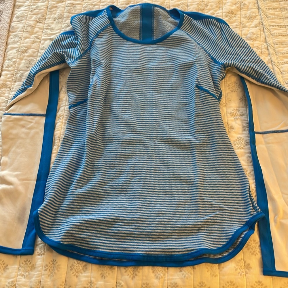 Lululemon long sleeve top